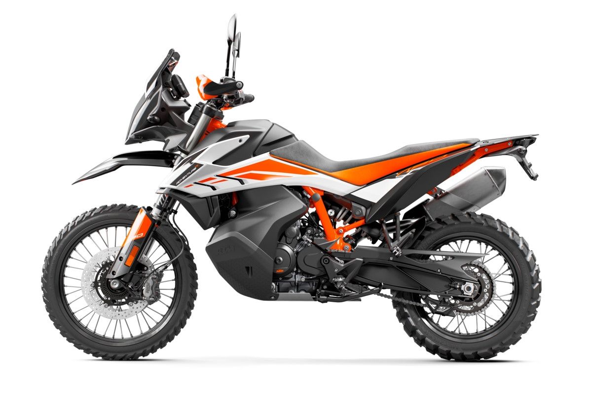 14 Best Mountain Motorcycles Adventure Motorcycles